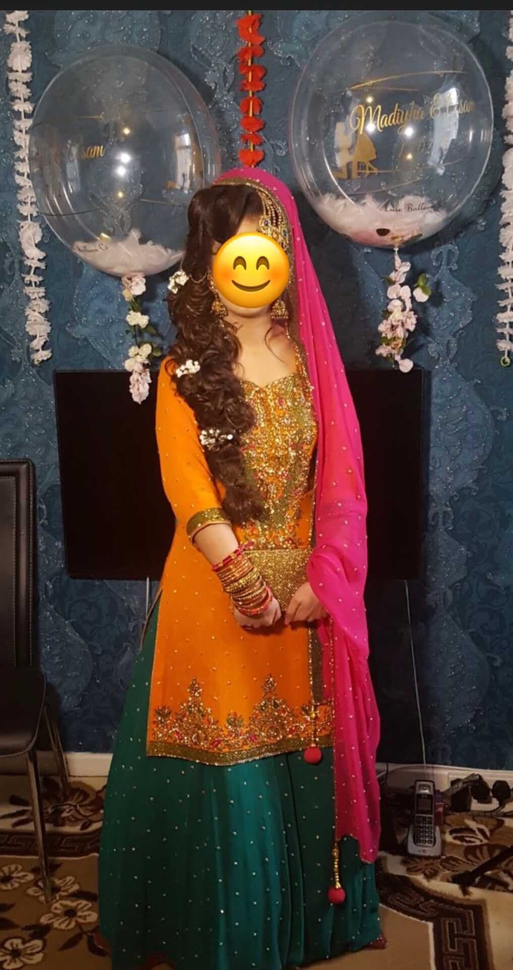 Mendhi outfit — image 1