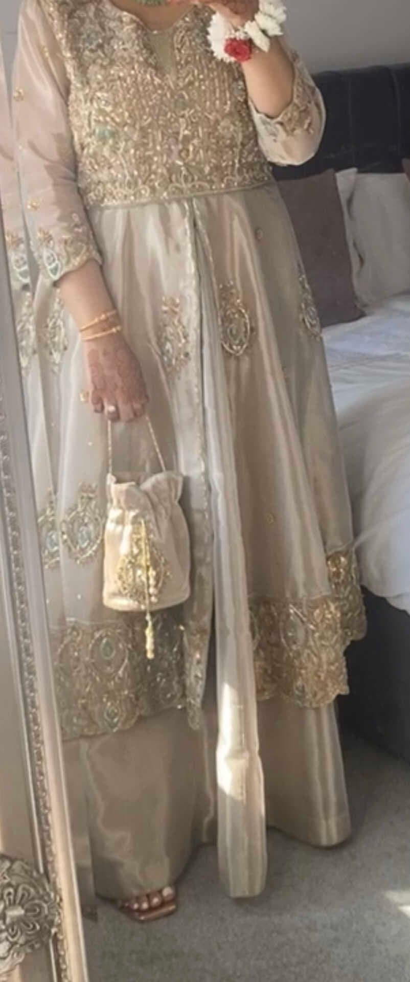 Three Piece bridesmaid outfit — image 1