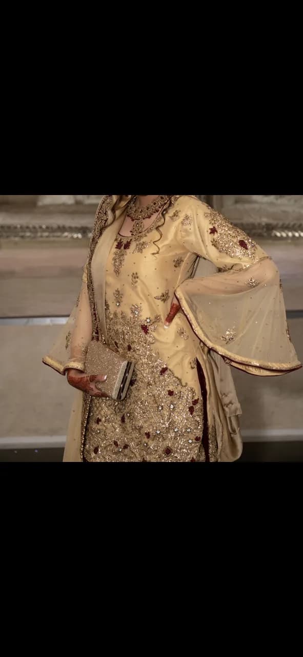 Bridesmaid/Party suit — image 1
