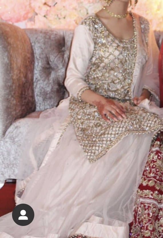 Pakistani dress with lengha, excellent condition. — image 1