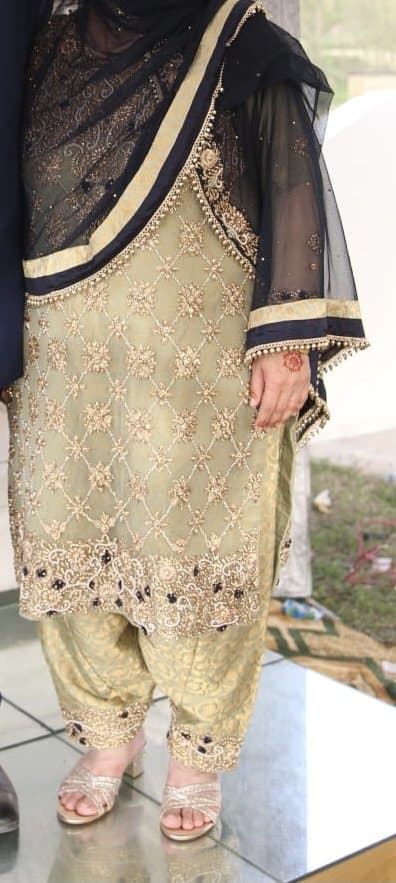 Salwar kameez — image 1