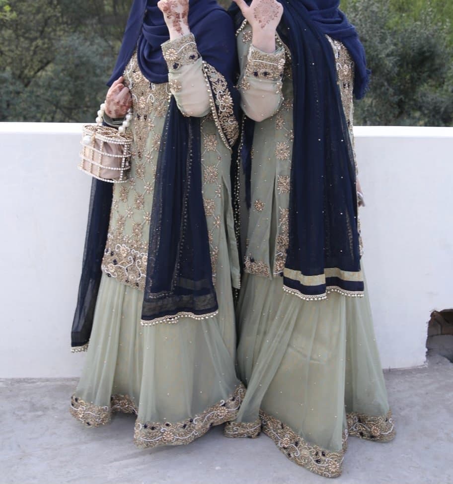 Wedding outfits — image 1