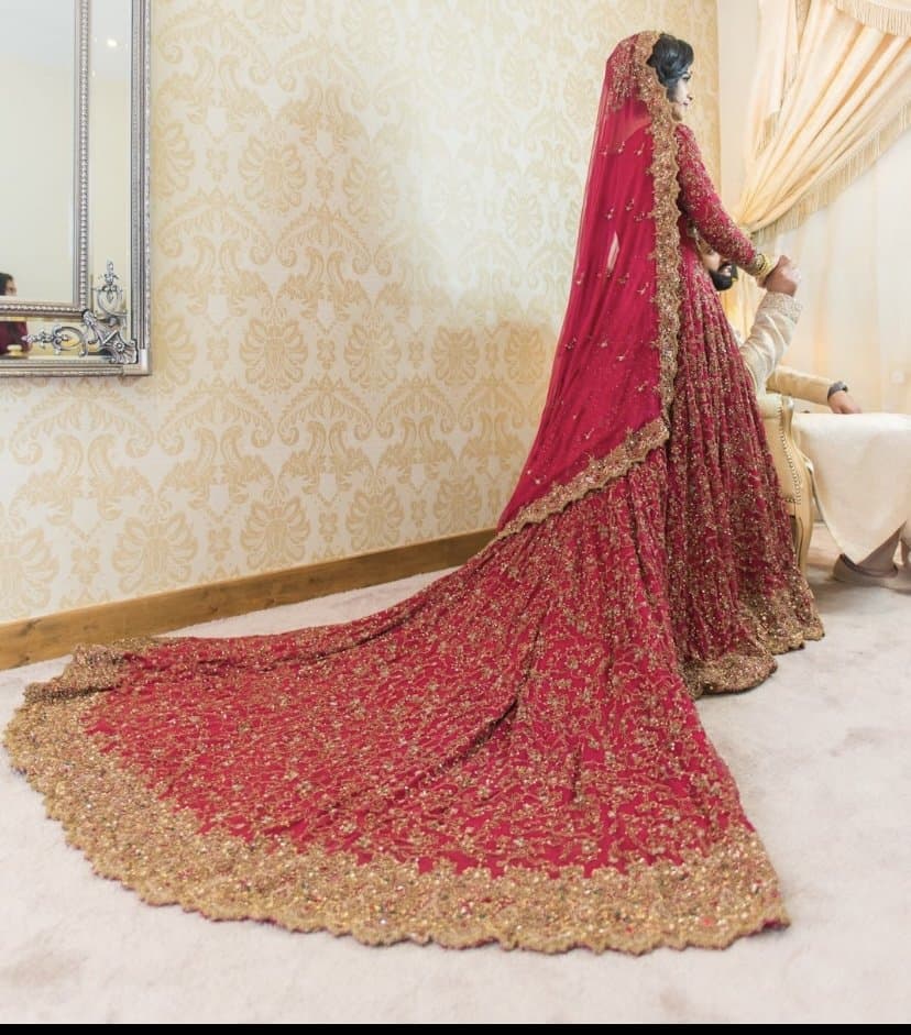 Bridal lengha with dupatta — image 1