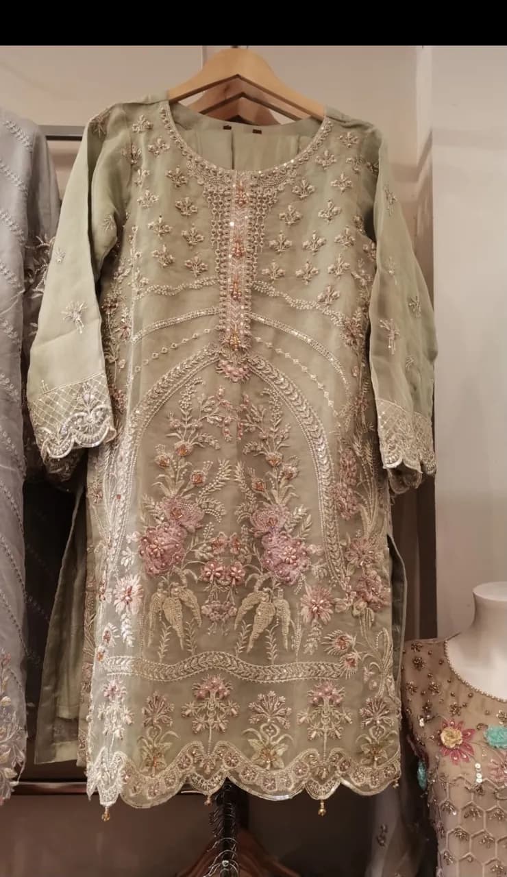 Brand new selwar kameez in size S M L — image 1