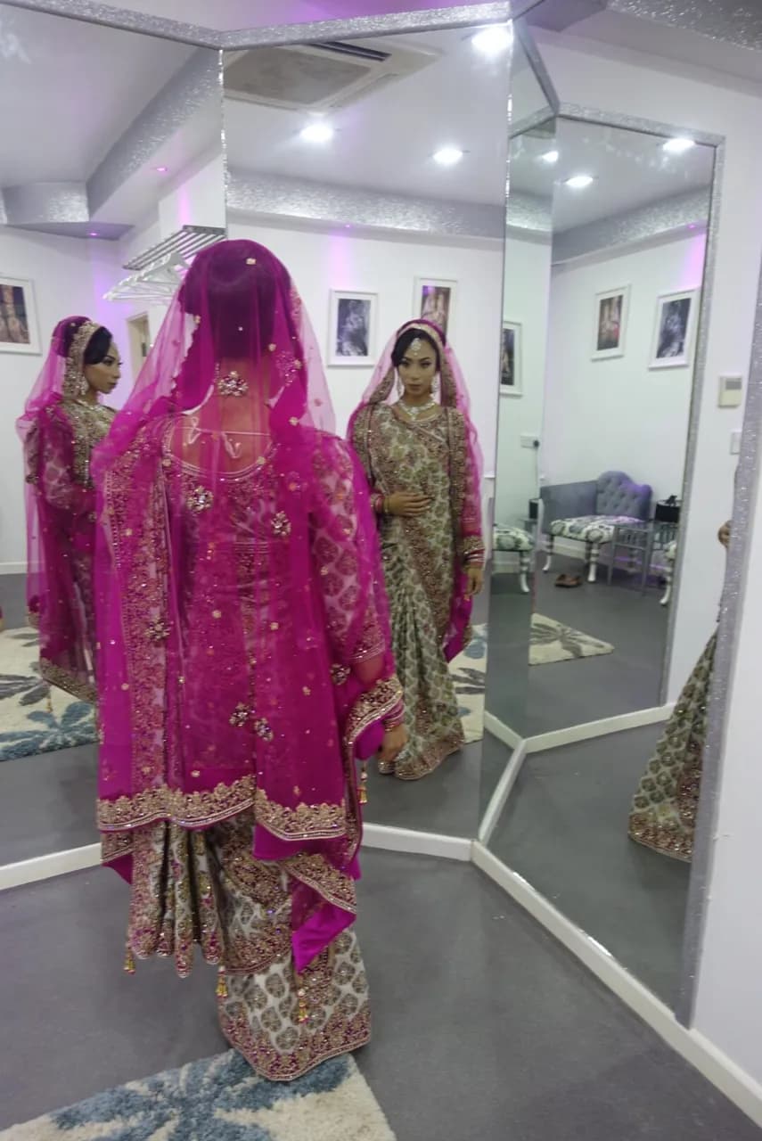 White and hot pink saree — image 1
