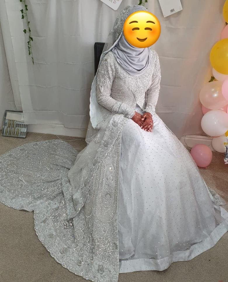 Bridal Dress — image 1