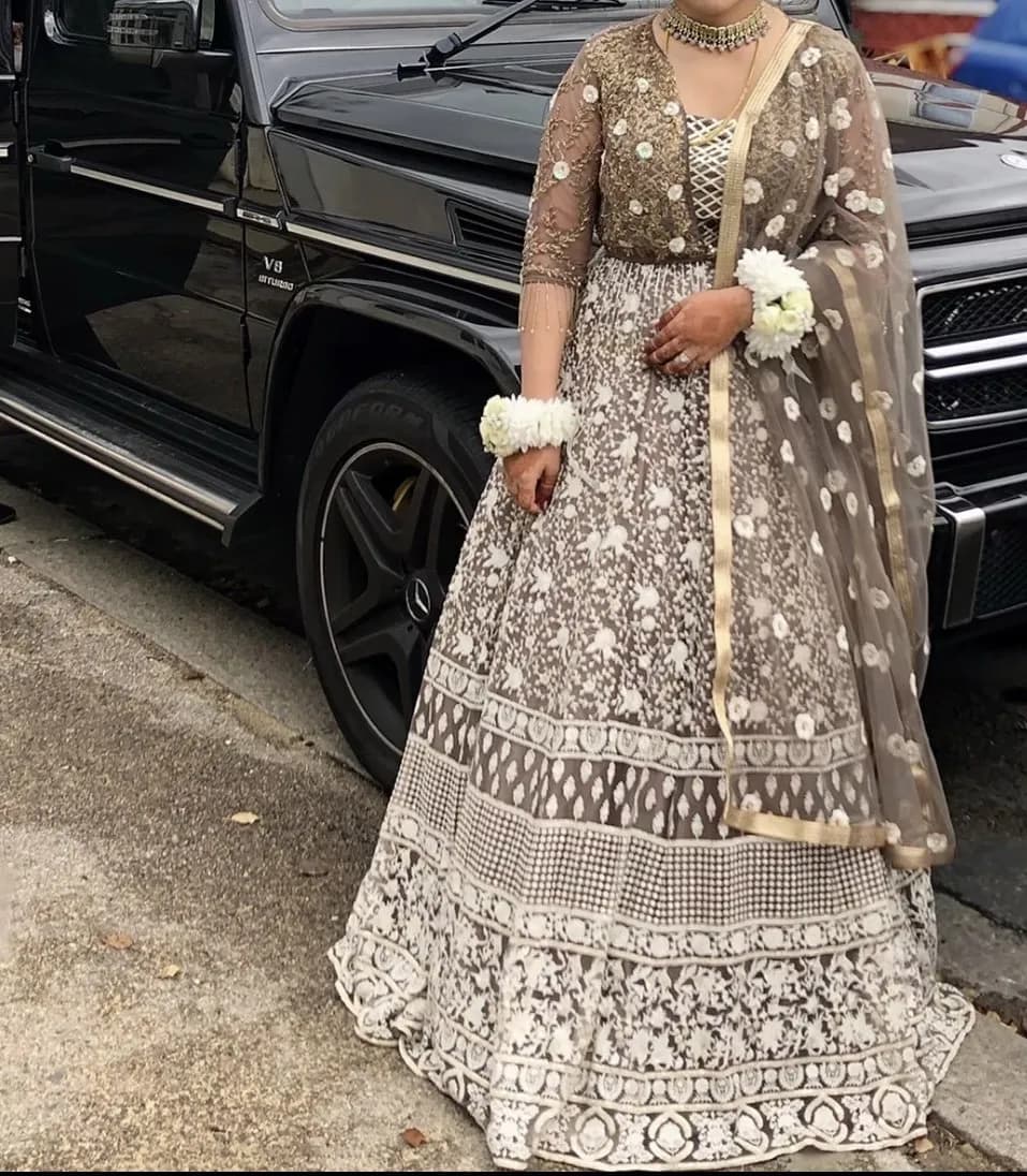 Bridesmaid/Party outfit — image 1