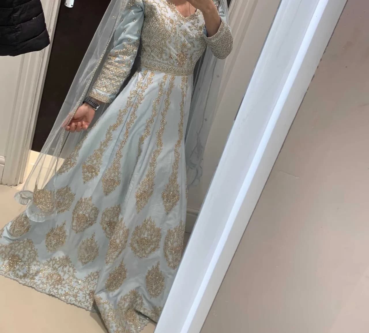 Bridal dress — image 1