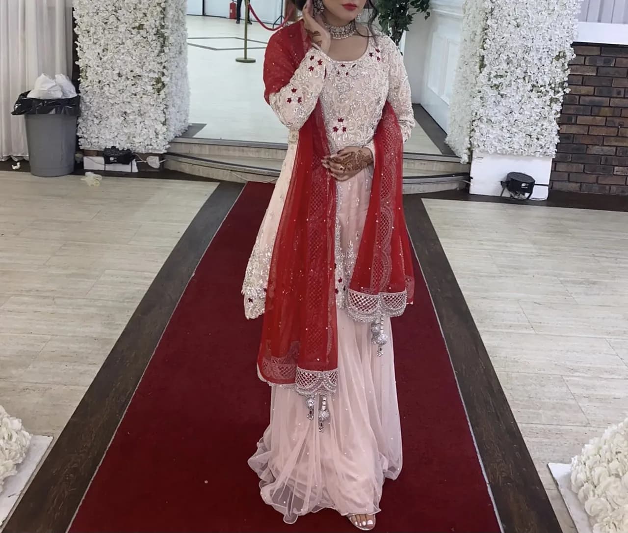 scattered kameez and sharara — image 1