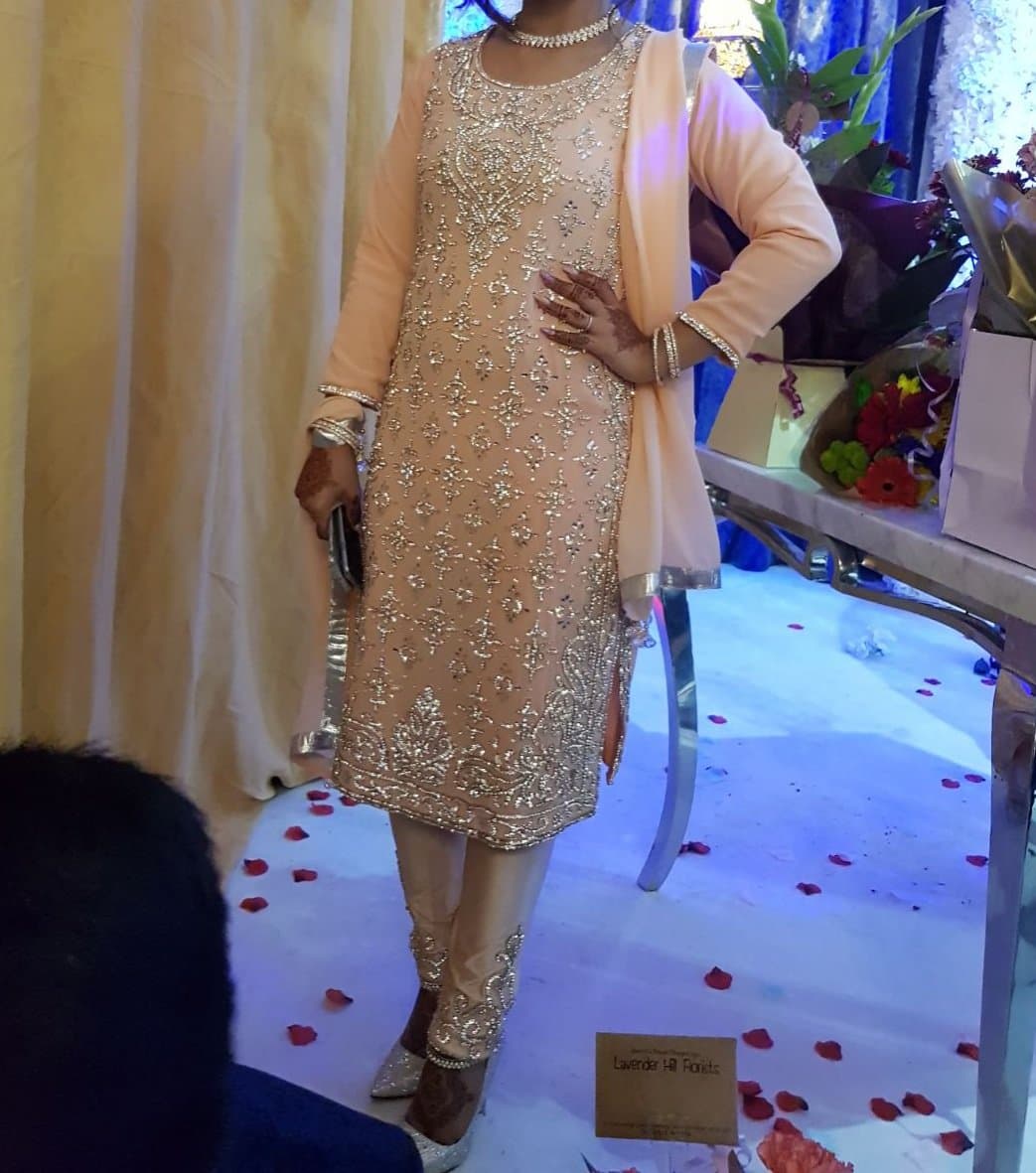 Party wear — image 1