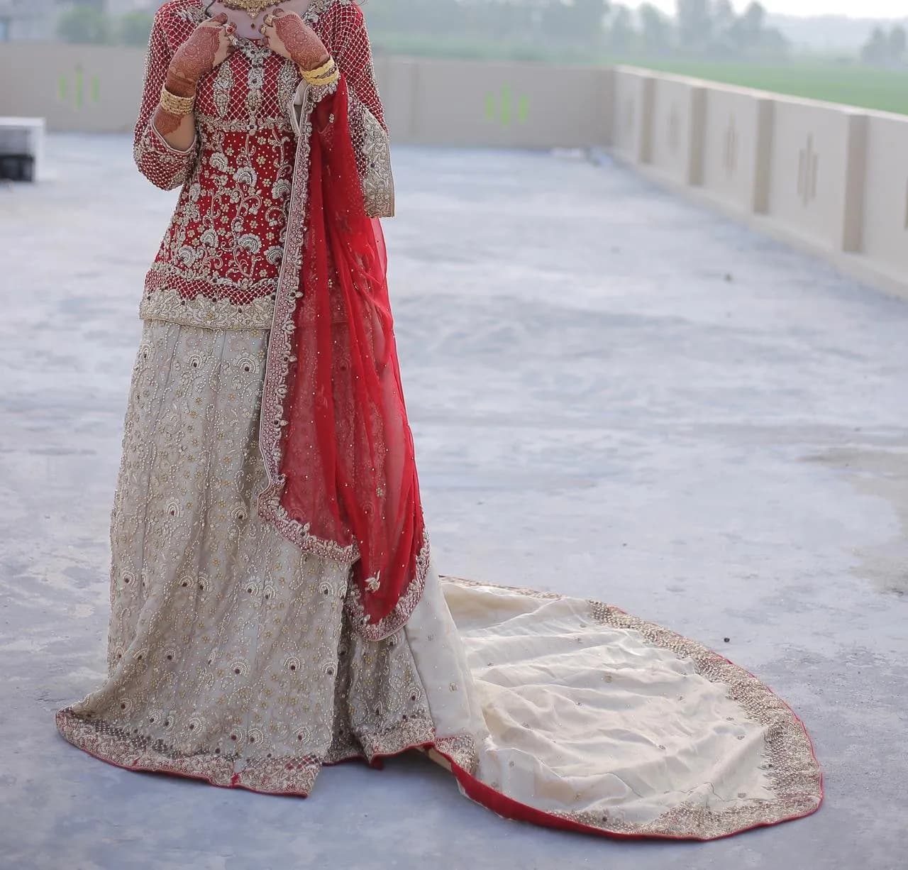 Bridal dress/lehnga — image 1