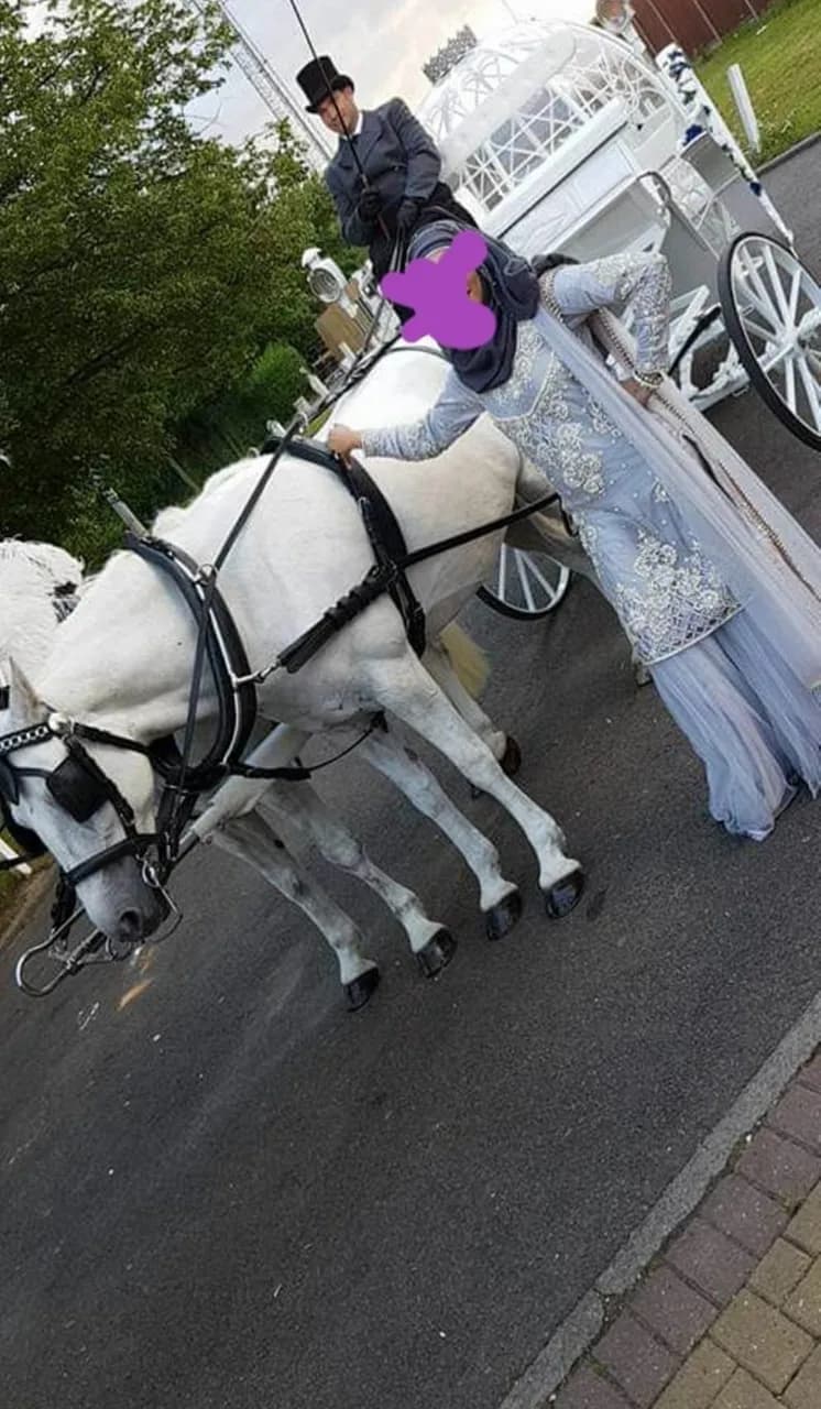 Wedding outfit — image 1