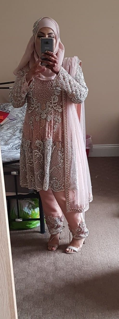 Dress — image 1