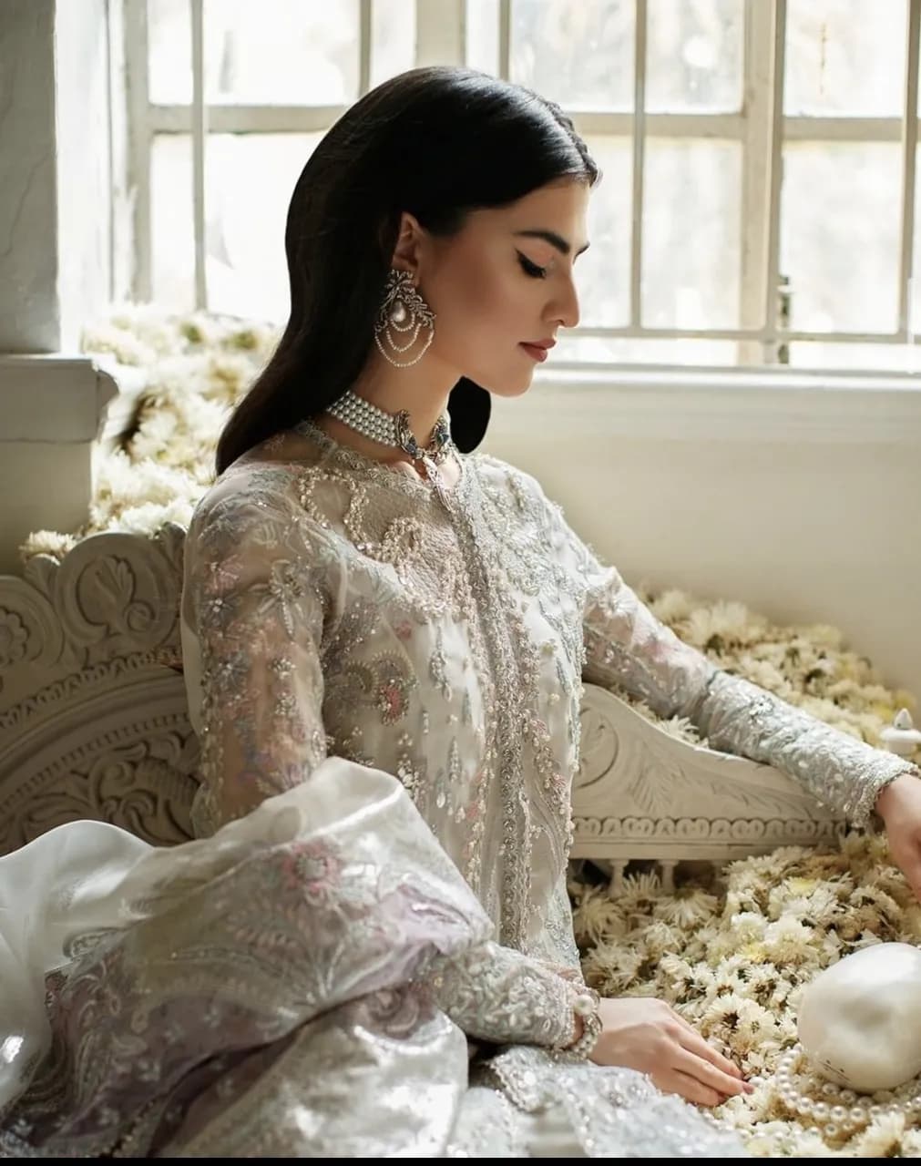 Suffuse Freeshia Festive RTW Opal — image 1