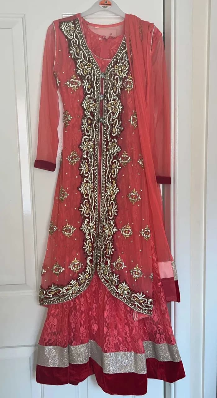 Party dress — image 1