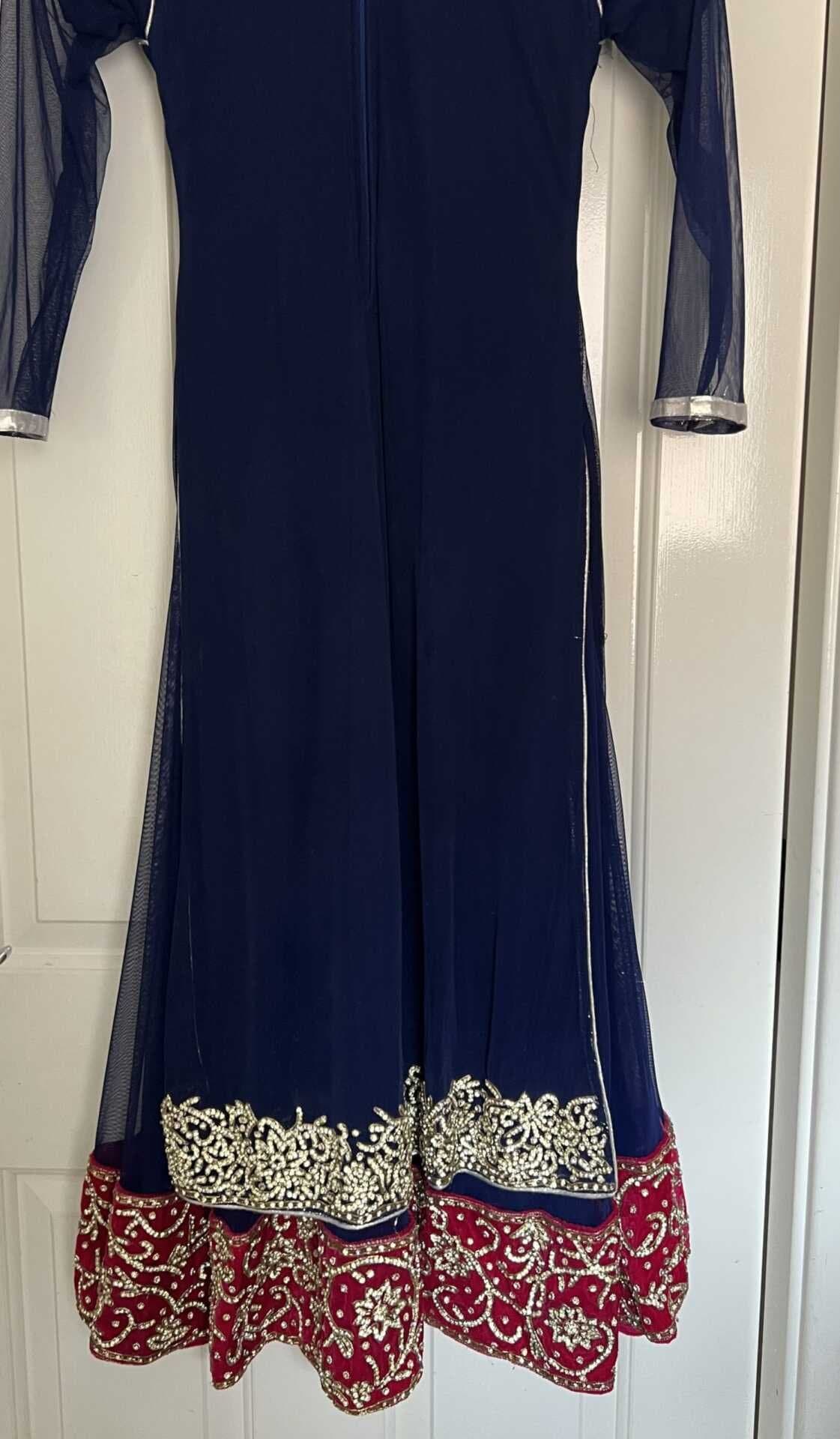 Party dress — image 1