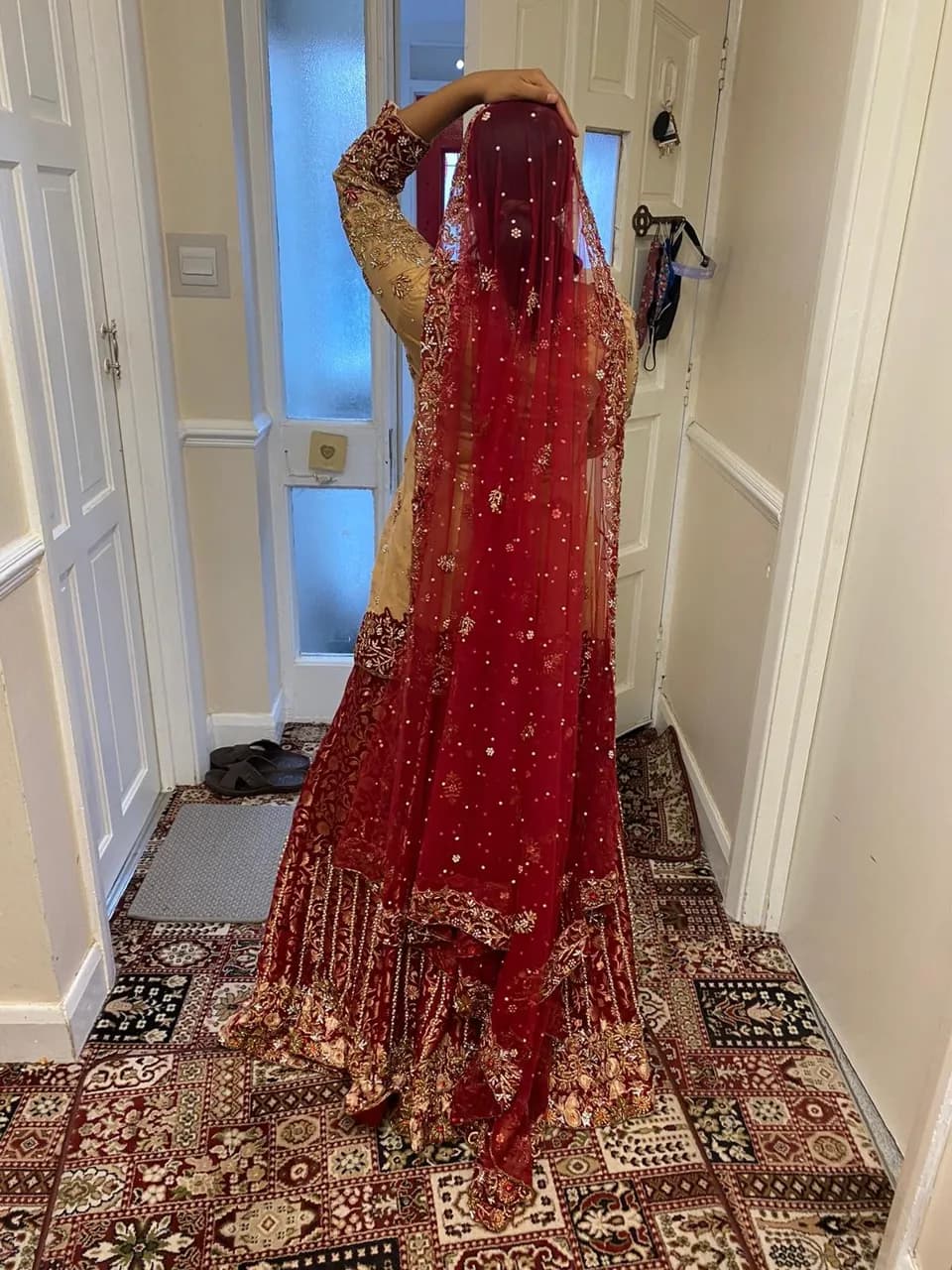 Wedding dress — image 1