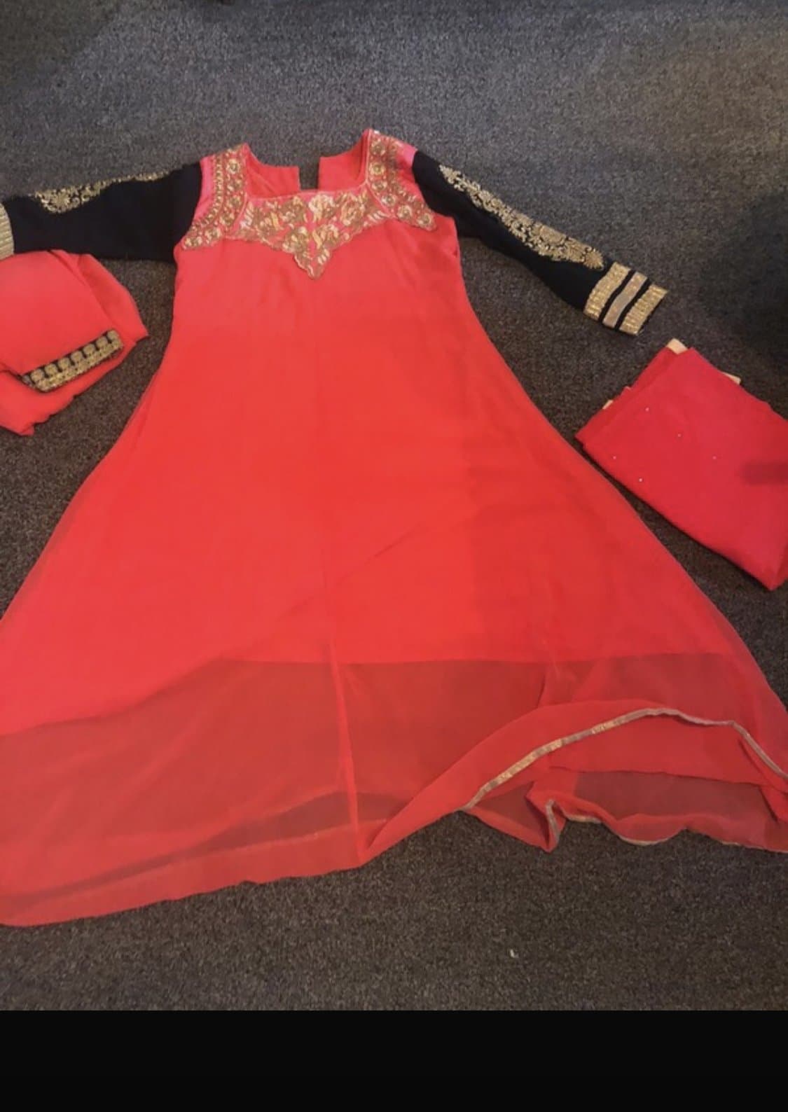 Mehdi outfit — image 1