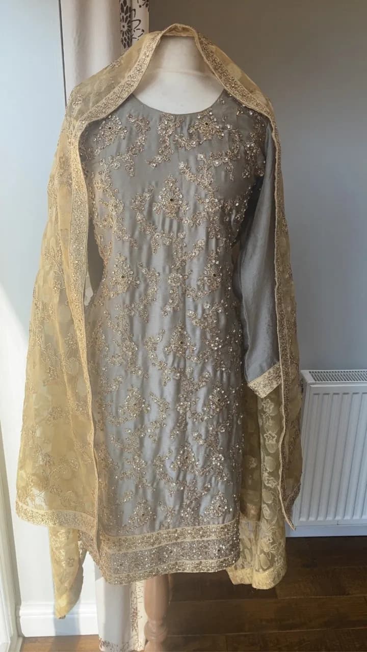 Asain wedding outfit — image 1