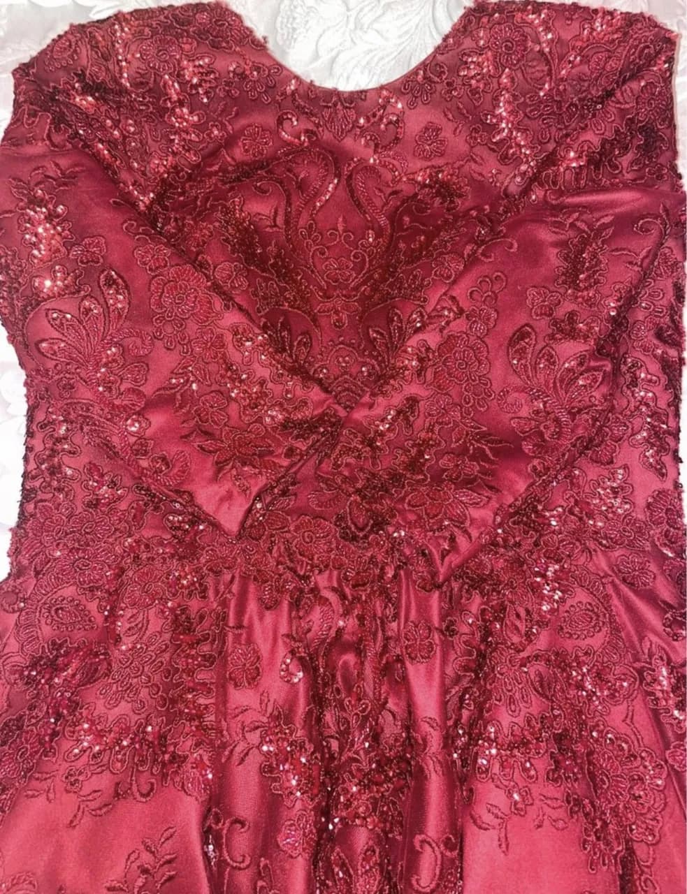 Wedding dress — image 1