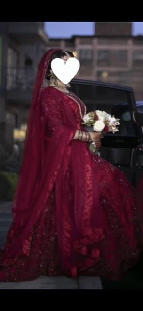 Wedding dress — image 1