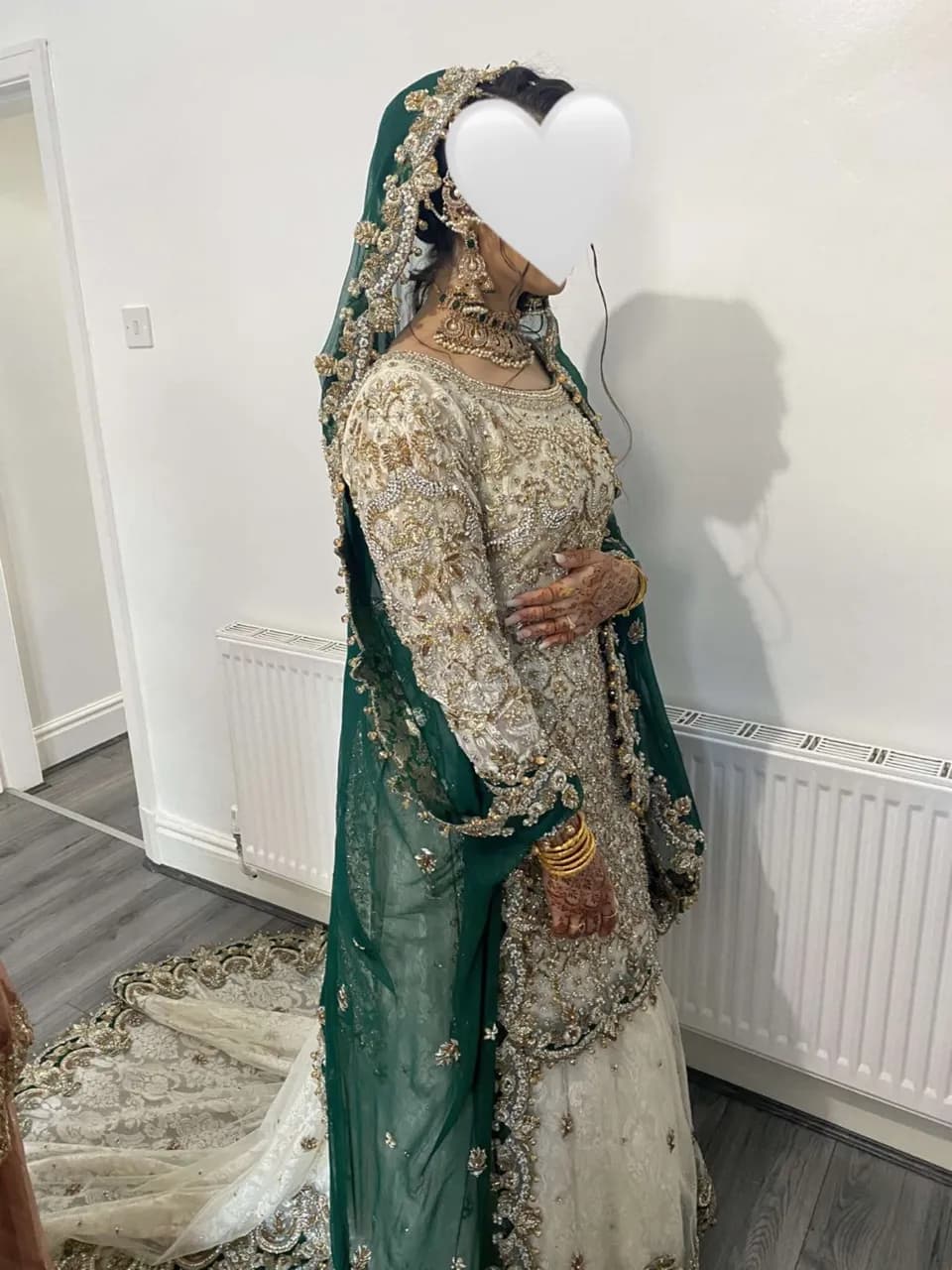 Wedding dress — image 1