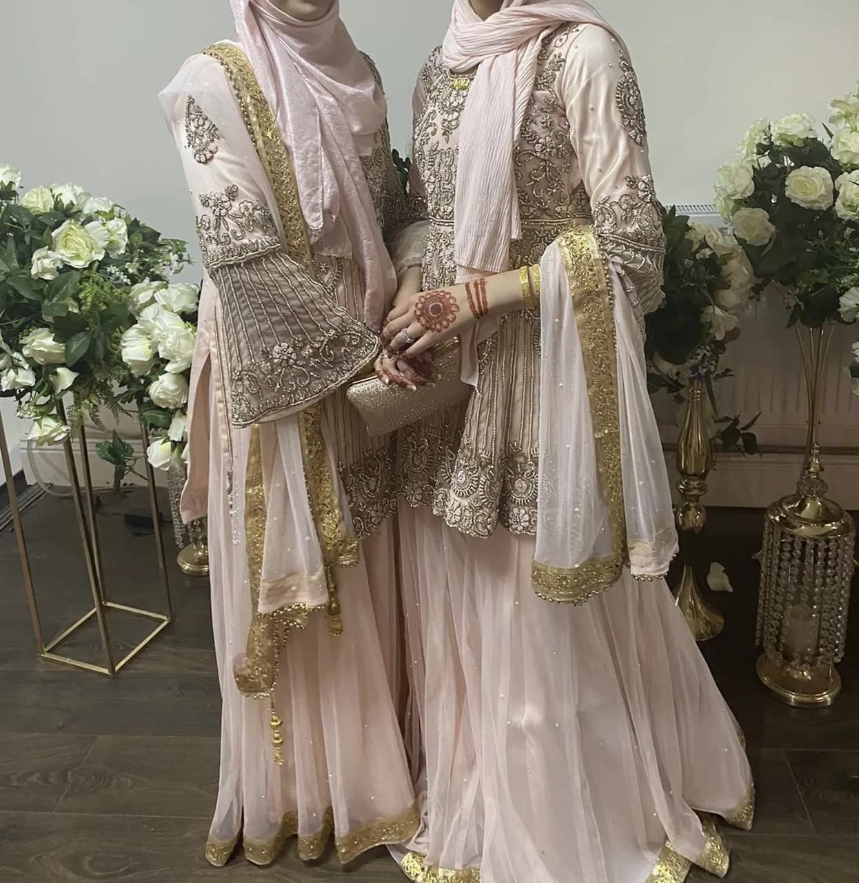 Party wear — image 1