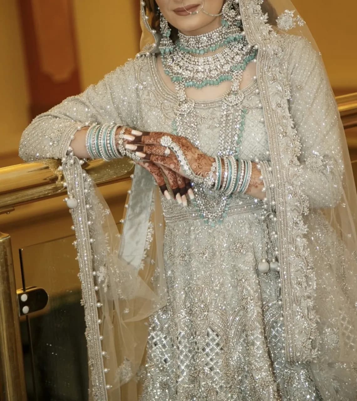 Asian bridal outfit — image 1