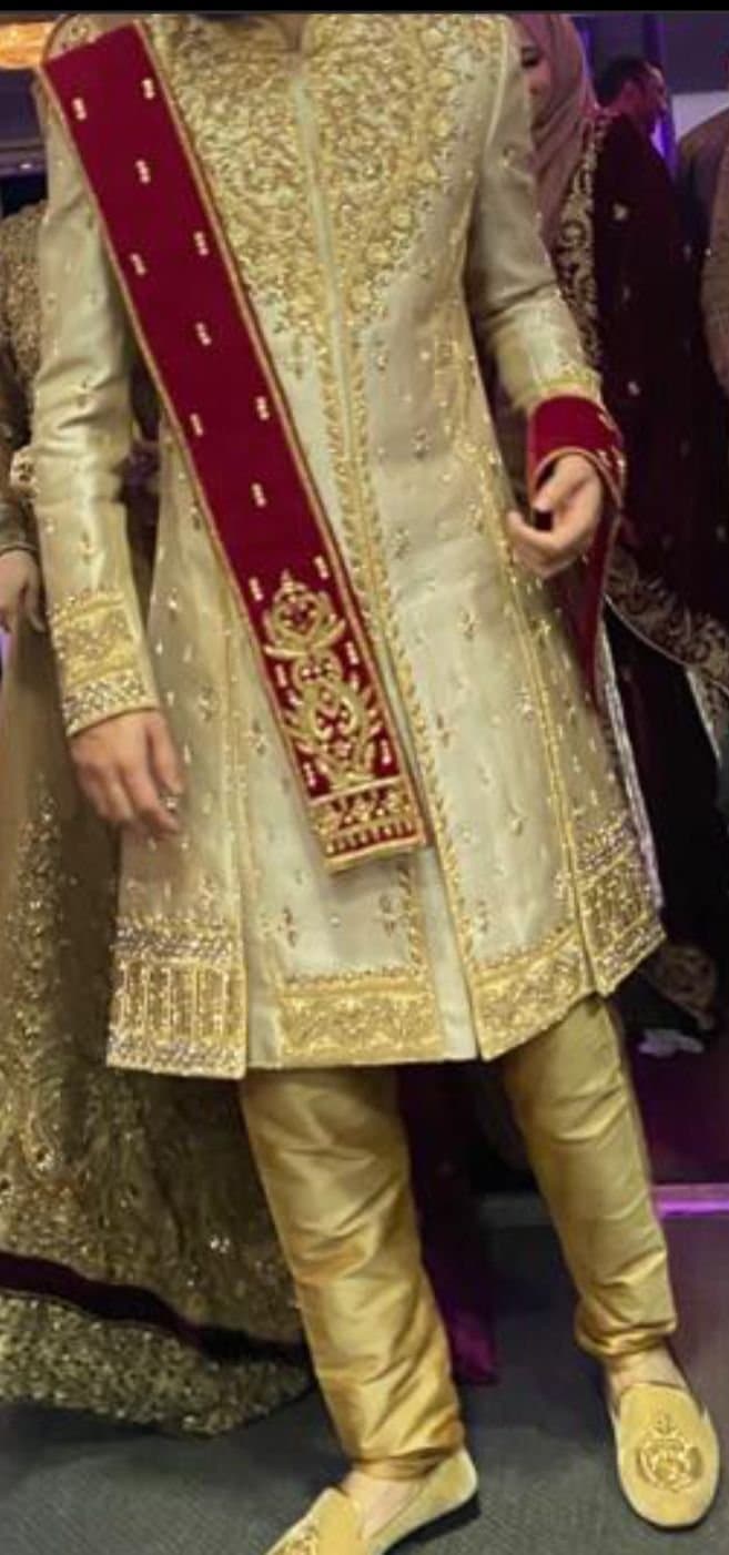 Embroidered male sherwani — image 1