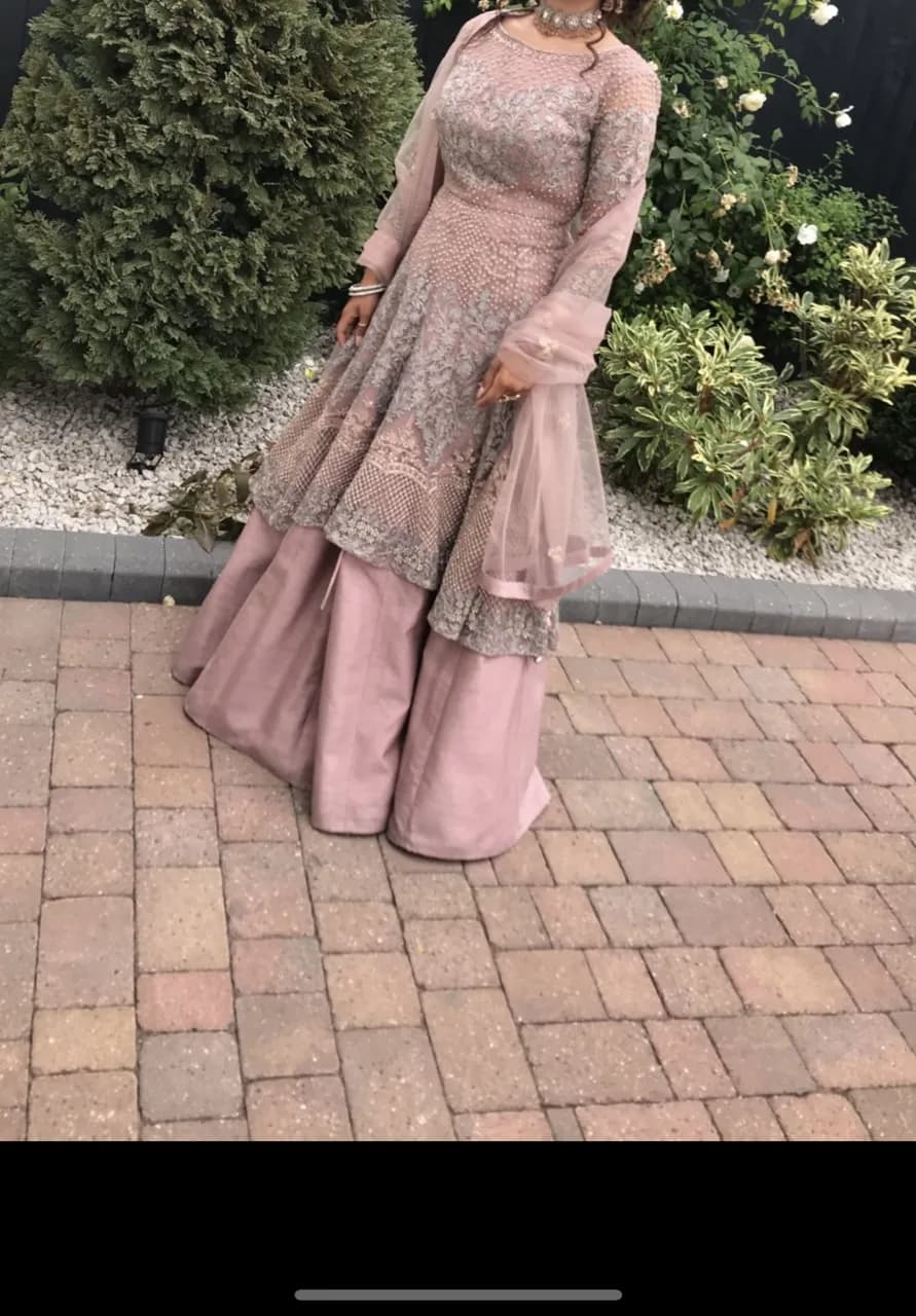 Lenga and peplum top — image 1