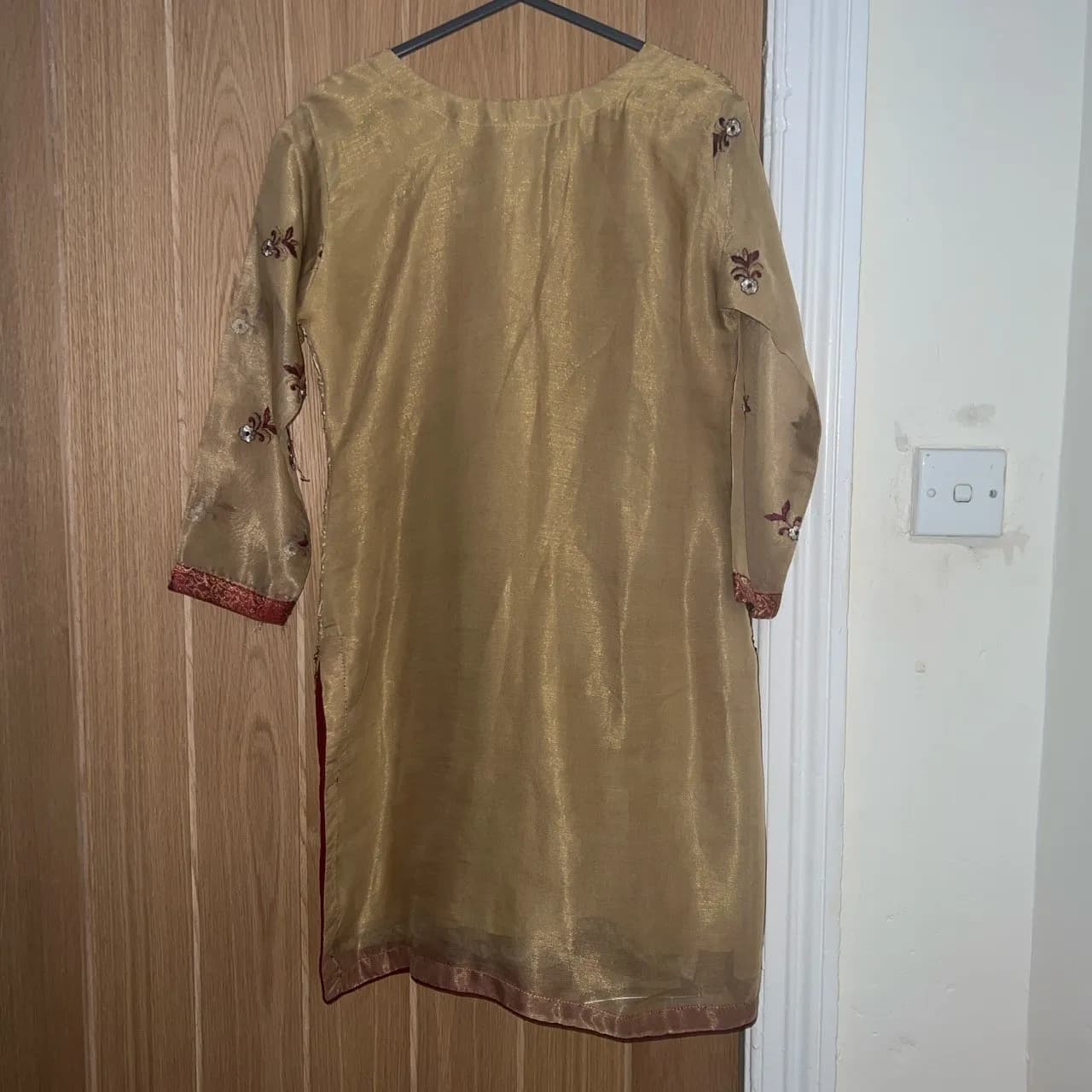 Beige and maroon Asian dress — image 1