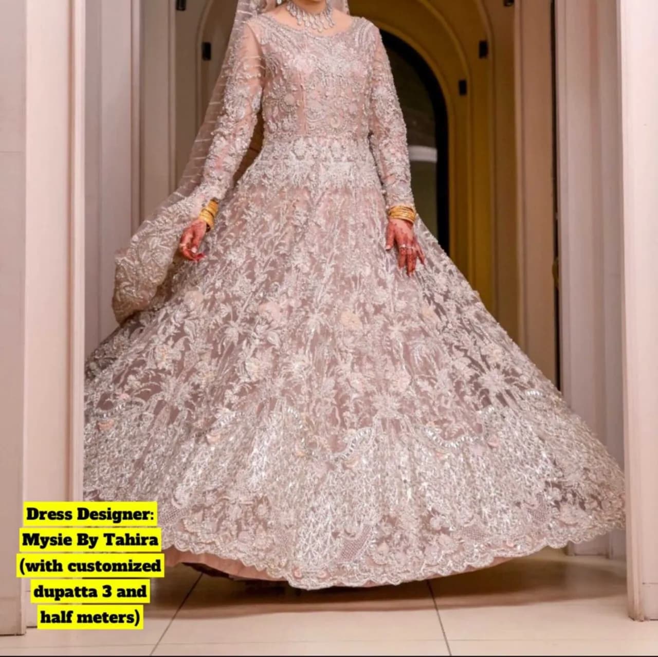 Asian wedding gown — image 1