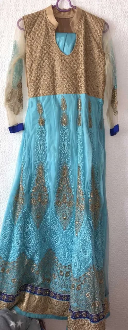 Party outfit — image 1