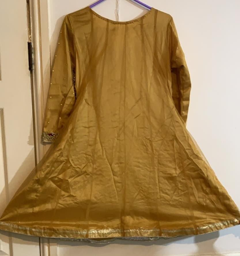 Pakistani wedding dress — image 1