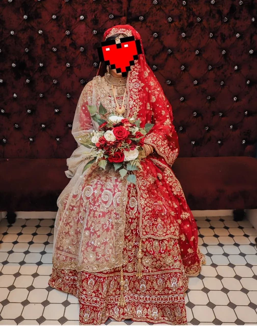Red Bridal Lehenga with 2 duppatta — image 1