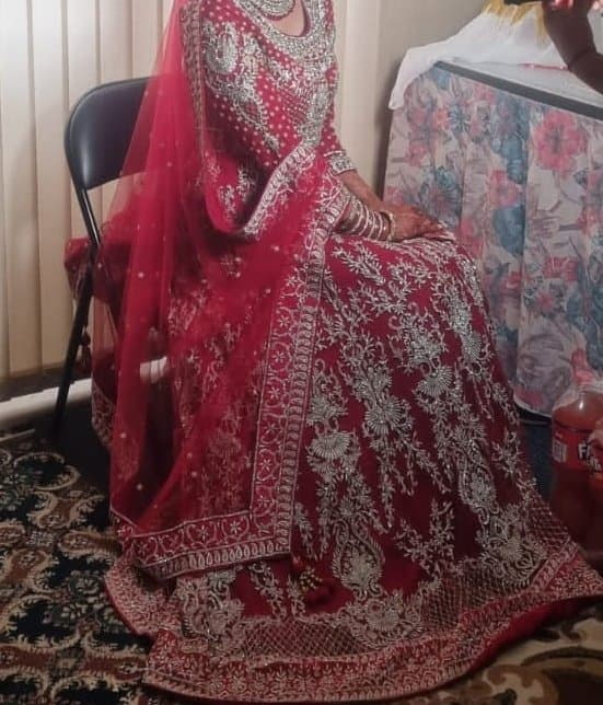 Wedding dress — image 1