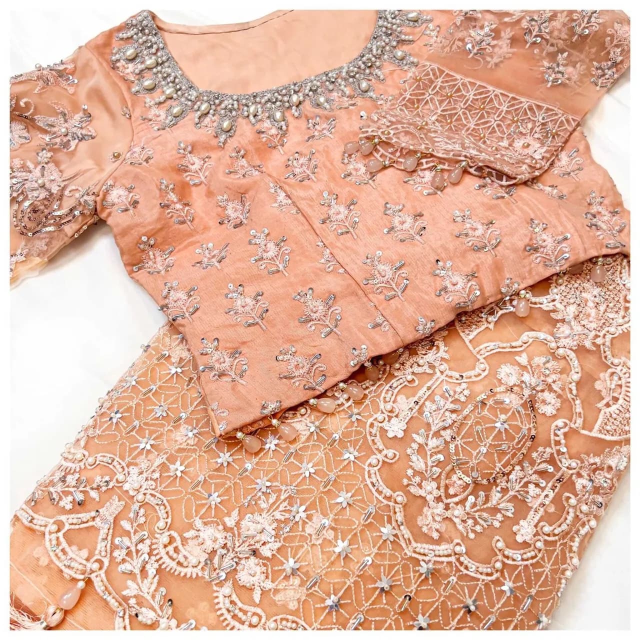 Saree (Bloom) — image 1
