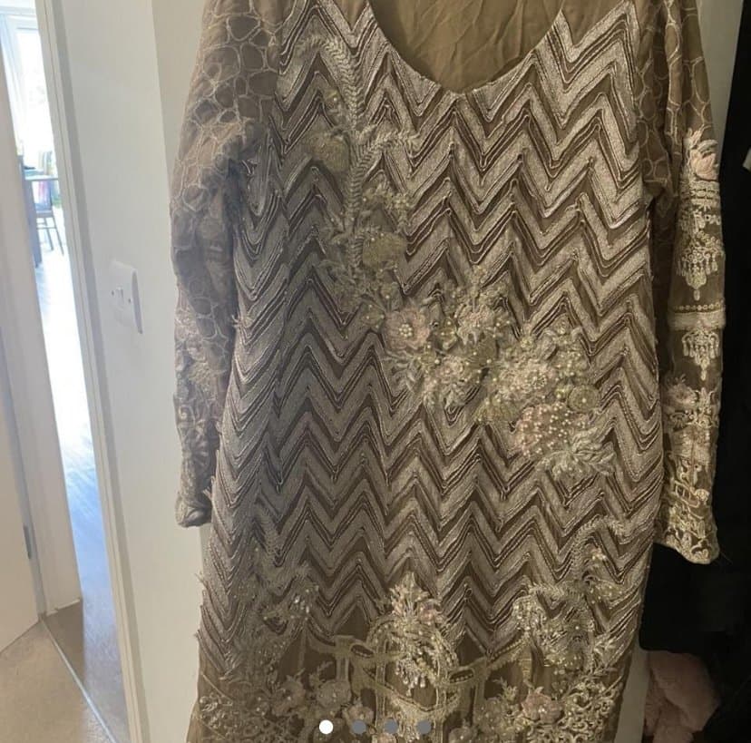 Beautiful two piece suit — image 1