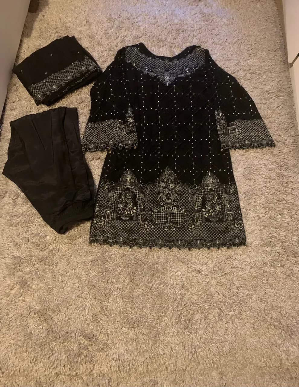 Brand new black suit — image 1