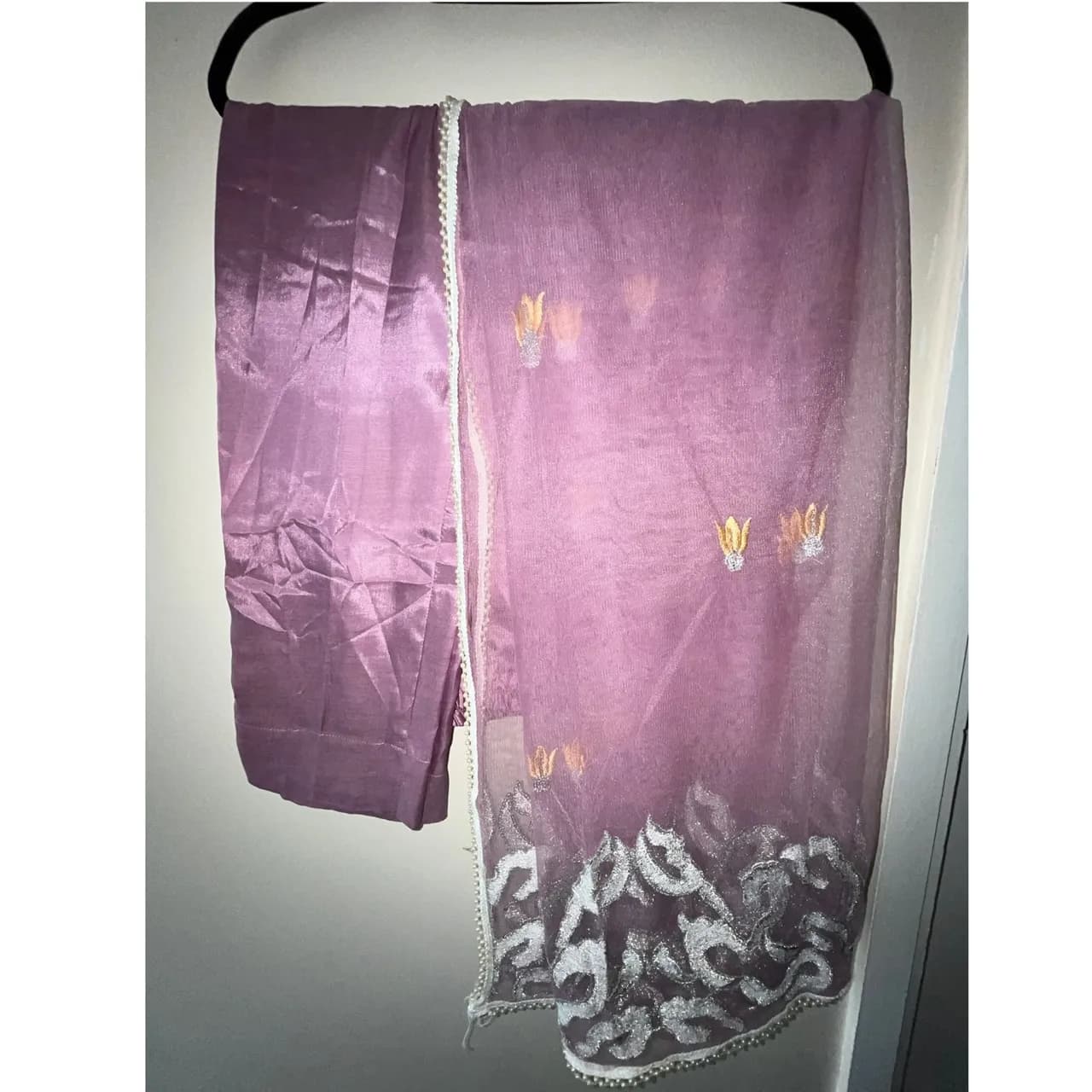 Lilac 3 piece suit — image 1