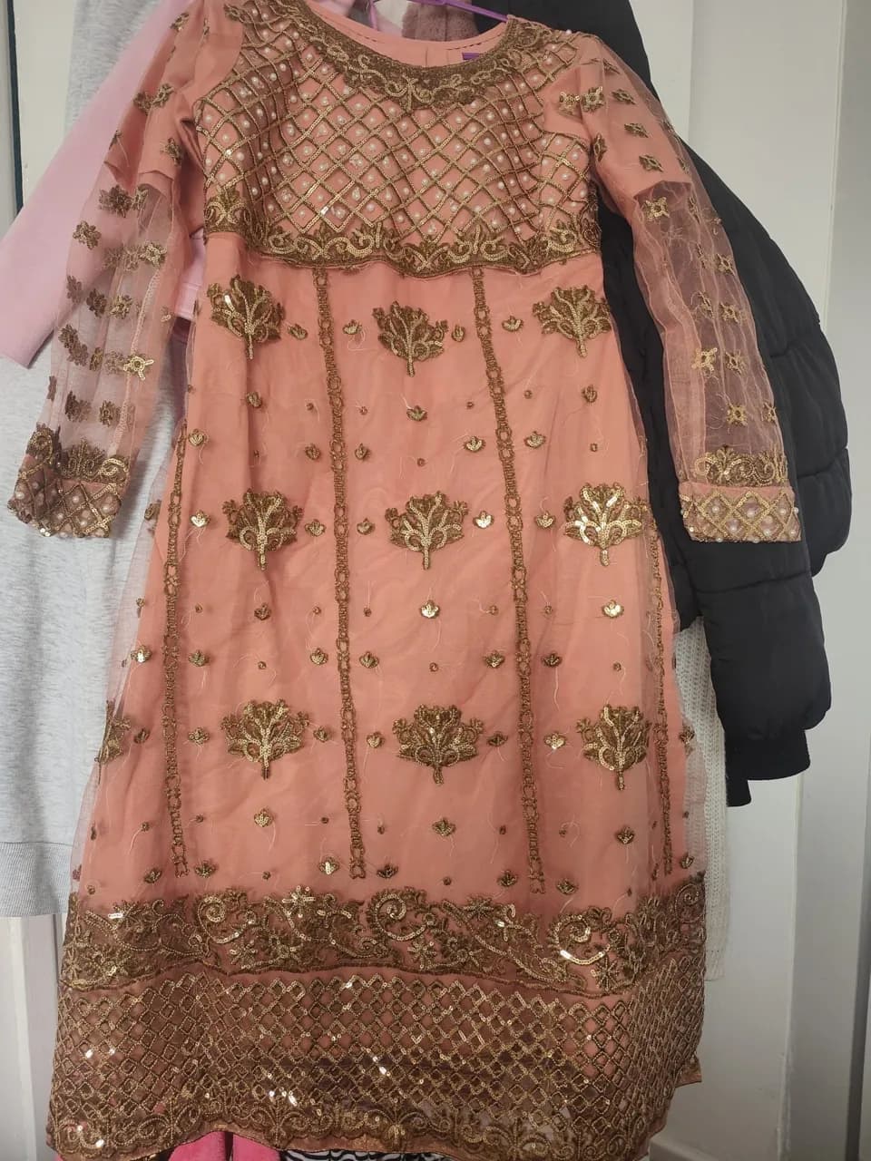 Pakistani New Pink and gold frock dress size 10 — image 1