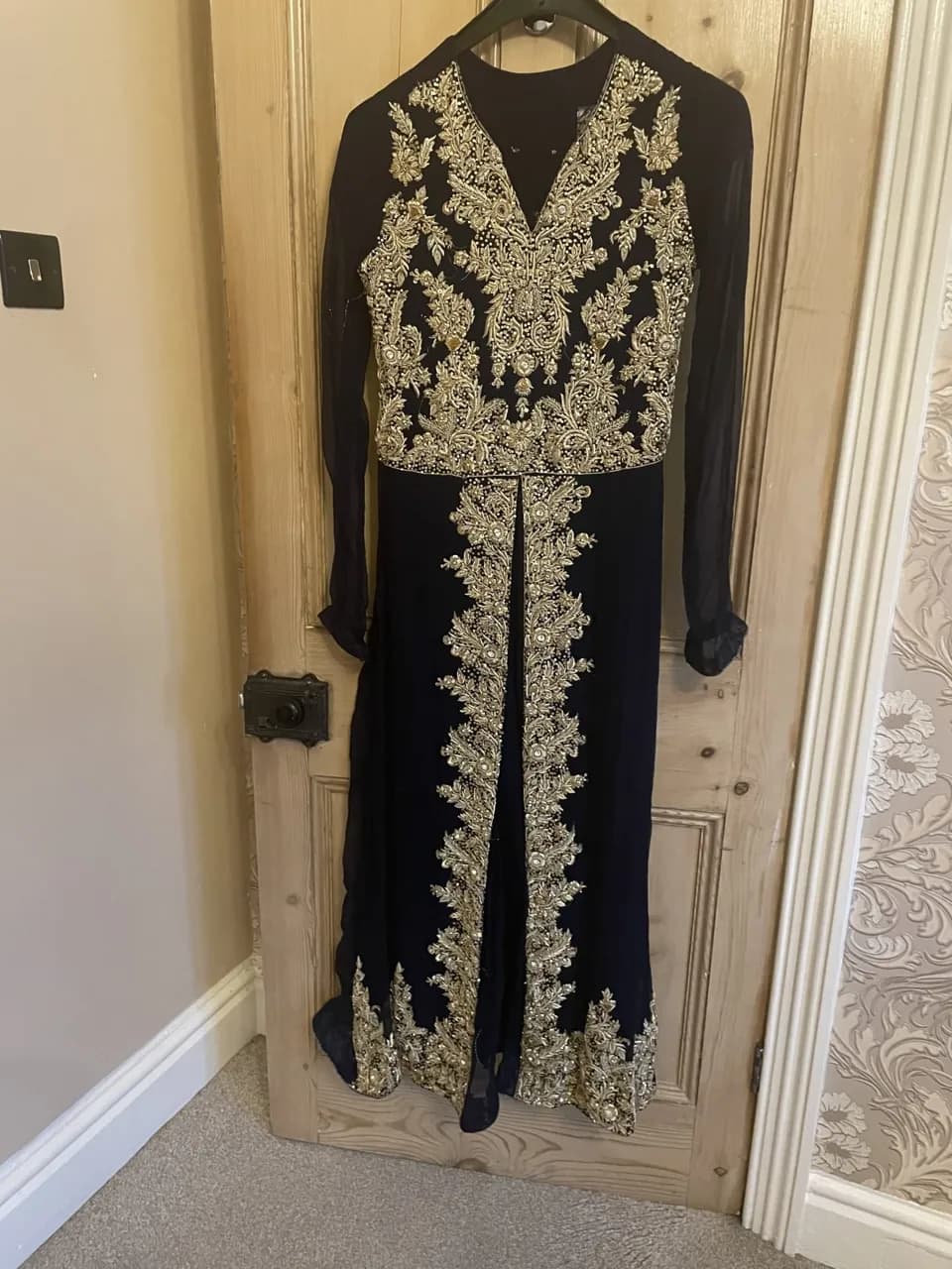 Asian wedding dress — image 1