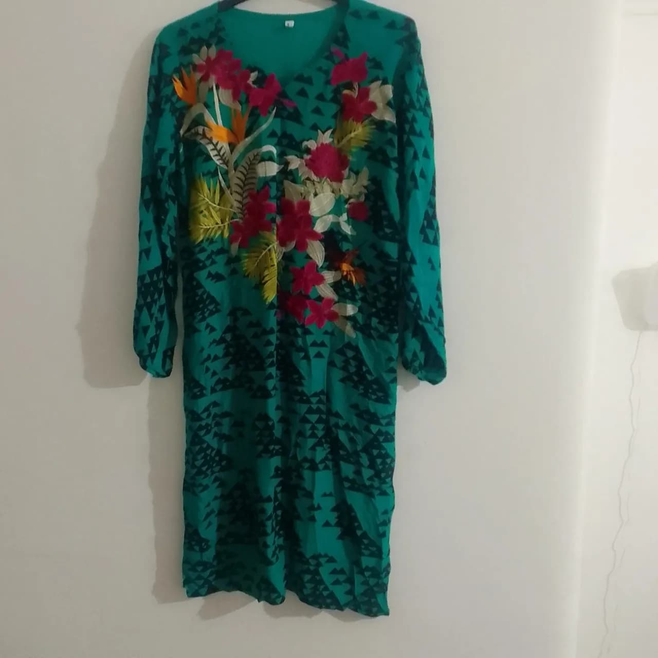 Ladies Single Traditional Dresses — image 1