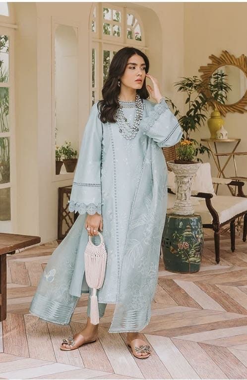 Suffuse Casual Pret Outfit — image 1