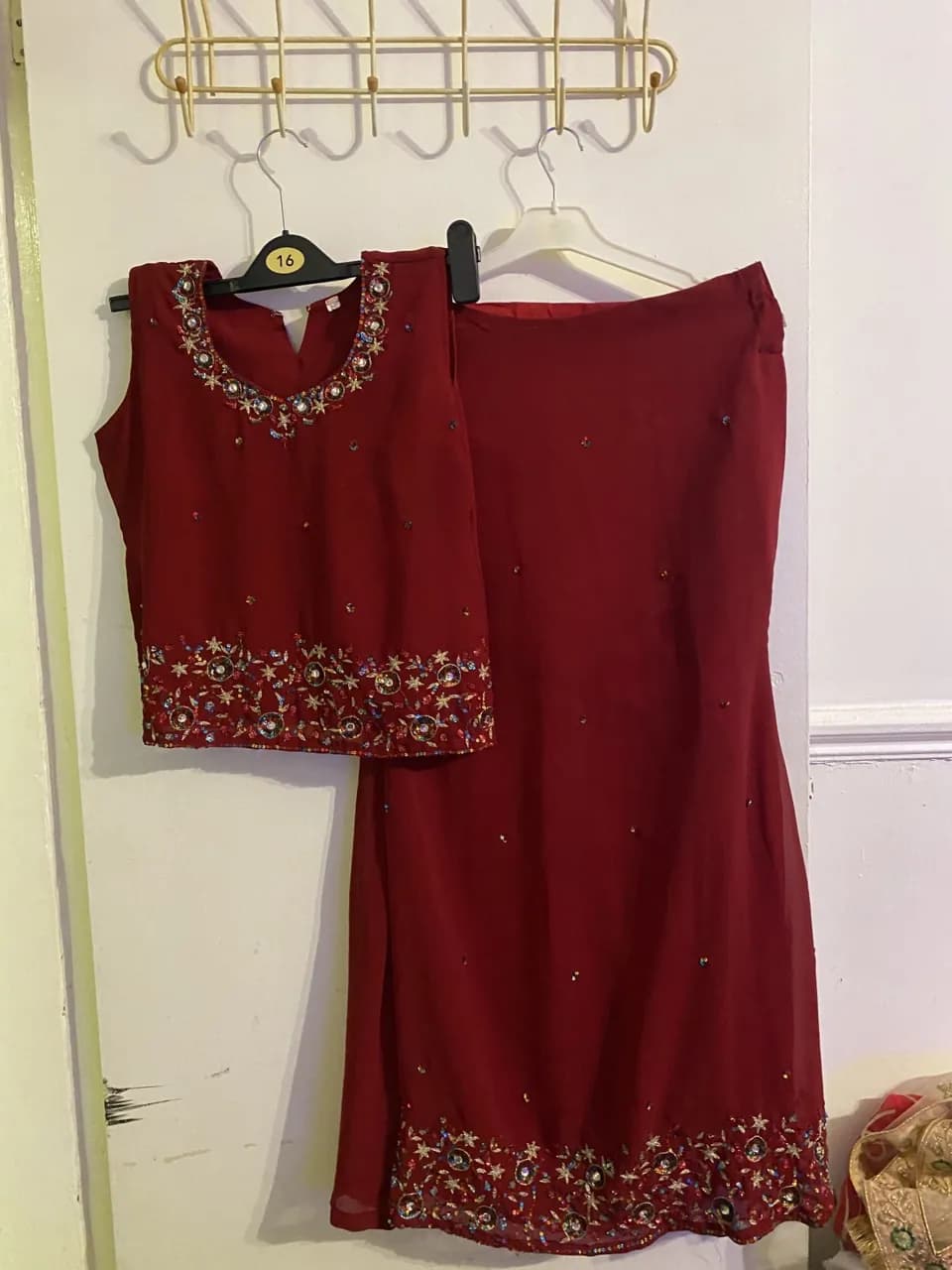 Sleeveless Maroon Lehengha — image 1