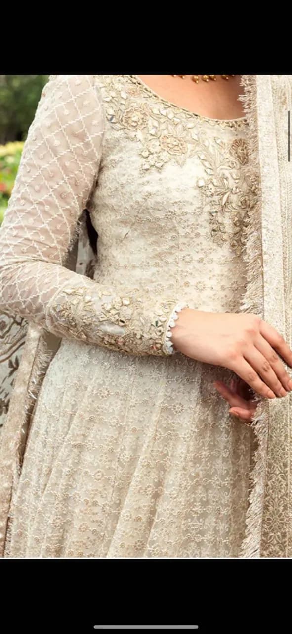 Faiza Saqlain — image 1