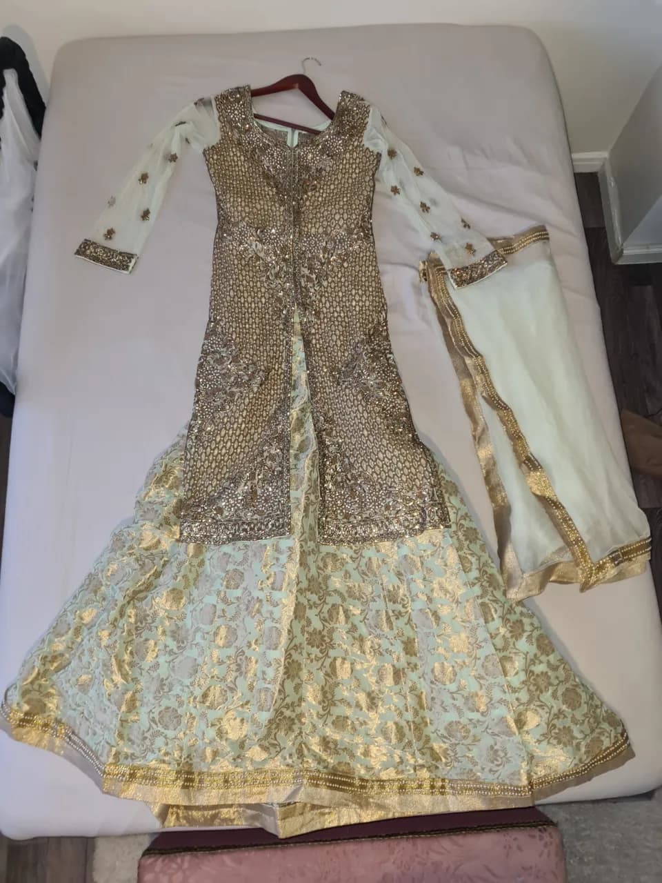 Elegant Asian Bridal Dress — image 1