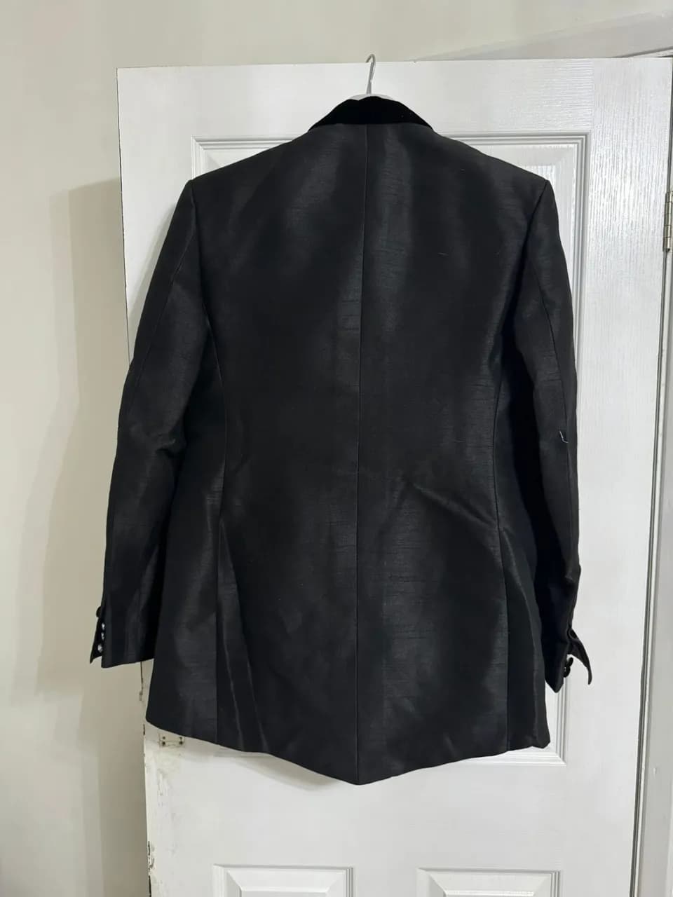Julien Trivedi suit — image 1