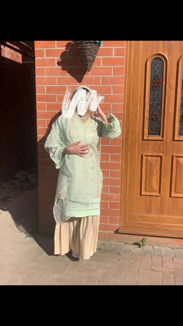 Mint green 3 piece hit with sharara — image 1