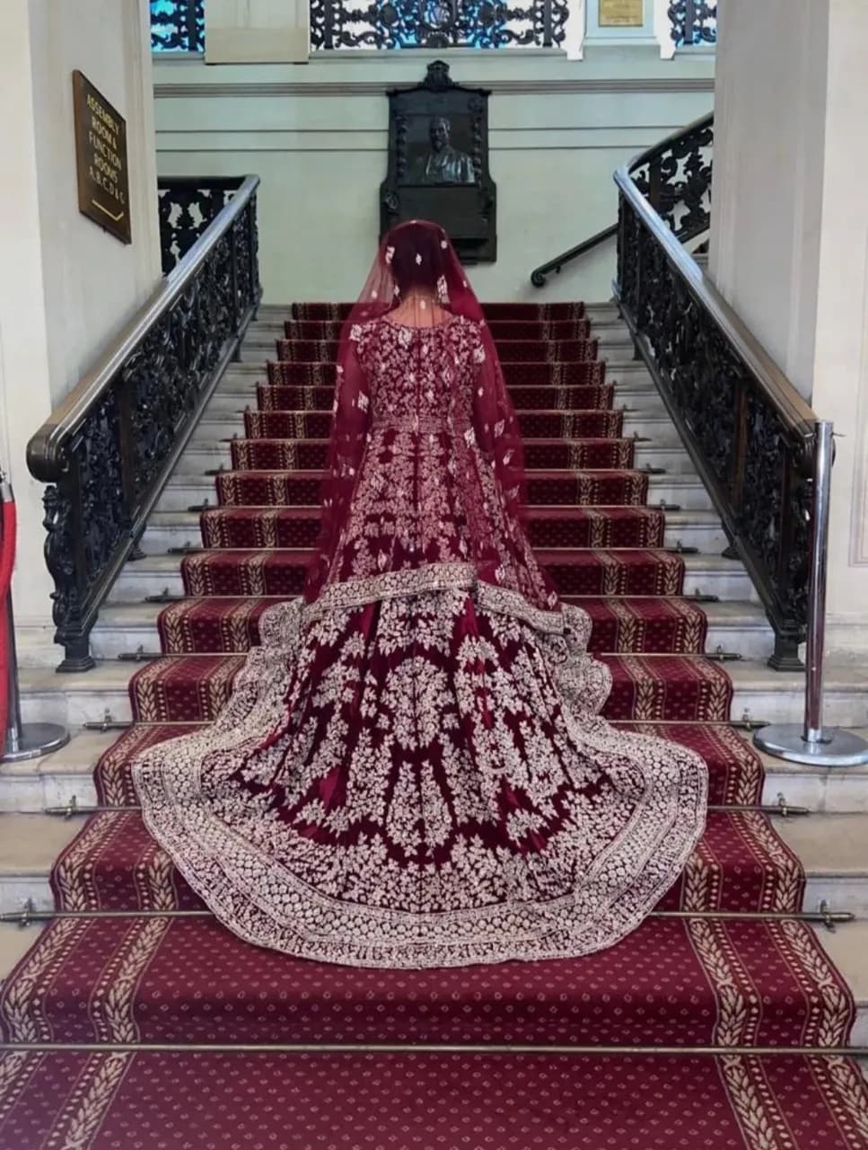 Traditional Asian Wedding Dress — image 1